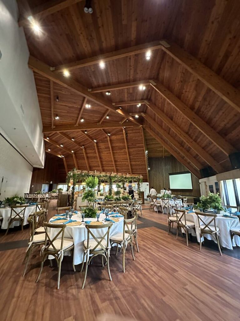 Temple Sinai social hall set for an event